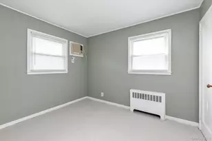 32 Jersey St, Hicksville, NY 11801 - Photo 8