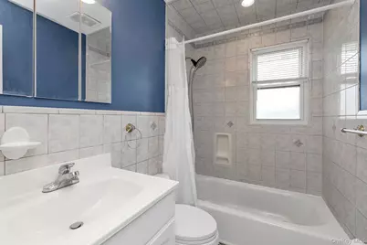 32 Jersey Street, Hicksville, NY 11801 - Photo 10