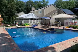 27 4th Ave, Rocky Point, NY 11778 - Photo 2