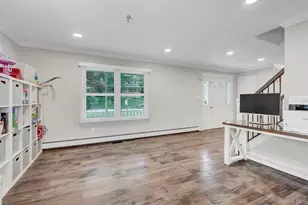 27 4th Ave, Rocky Point, NY 11778 - Photo 18