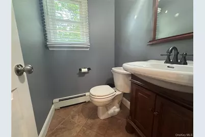 27 4th Avenue, Rocky Point, NY 11778 - Photo 20