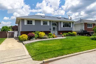 139 Baker Ct, Island Park, NY 11558 - Photo 10