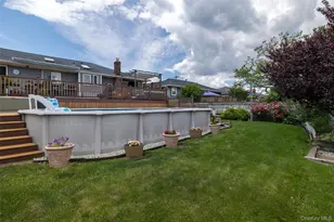 139 Baker Ct, Island Park, NY 11558 - Photo 34