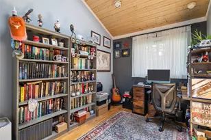 139 Baker Ct, Island Park, NY 11558 - Photo 18