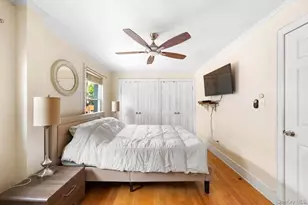 29-10 Butler St, East Elmhurst, NY 11369 - Photo 6