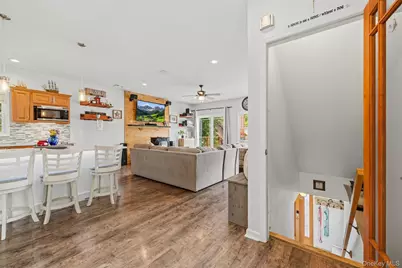 25 Cove Road, Greenwood Lake, NY 10925 - Photo 6