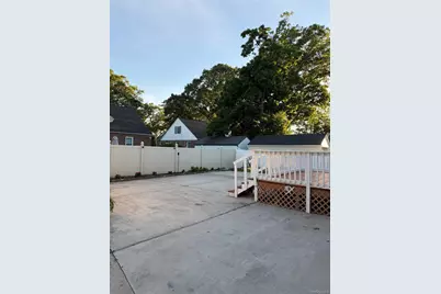 94 E Fenimore Street, Valley Stream, NY 11580 - Photo 10