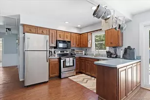 32 Henearly Dr, Miller Place, NY 11764 - Photo 8