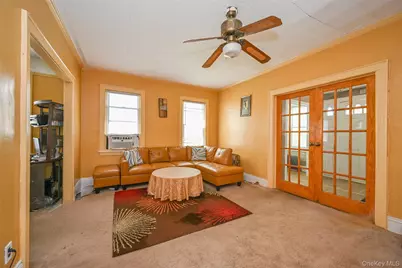 18806 Mangin Avenue, Saint Albans, NY 11412 - Photo 4