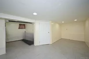 188-06 Mangin Ave, Saint Albans, NY 11412 - Photo 16