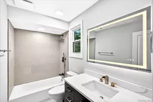 375 Old Willets Path, Hauppauge, NY 11788 - Photo 14