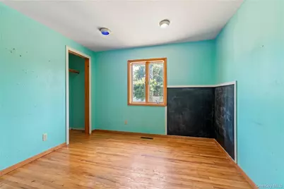 23 3rd Avenue, Farmingdale, NY 11735 - Photo 20