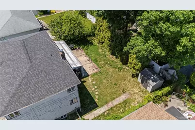 23 3rd Avenue, Farmingdale, NY 11735 - Photo 30