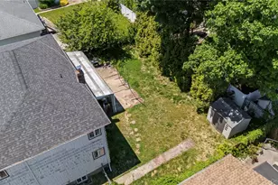 23 3rd Ave, Farmingdale, NY 11735 - Photo 30