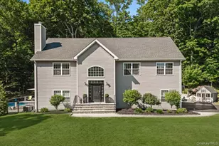 103 Teakettle Spout Rd, Mahopac, NY 10541 - Photo 2