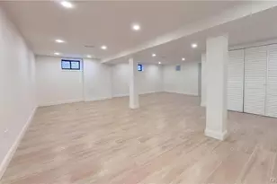 85-15 Wareham Pl, Jamaica, NY 11432 - Photo 26