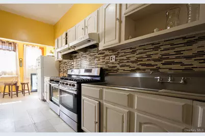 35-46 92nd Street, Jackson Heights, NY 11372 - Photo 2