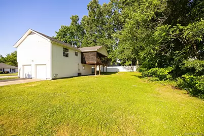 14 Hawkins Street, Poughkeepsie, NY 12601 - Photo 24