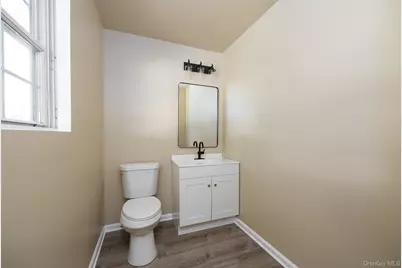 14 Hawkins Street, Poughkeepsie, NY 12601 - Photo 22