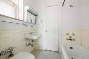 34-22 81st St, Jackson Heights, NY 11372 - Photo 12