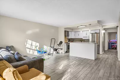 2058 Washington Avenue, Bronx, NY 10457 - Photo 4