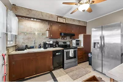 719 Catskill Avenue, Lindenhurst, NY 11757 - Photo 4