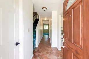 8 Knightsbridge, Poughkeepsie, NY 12603 - Photo 4
