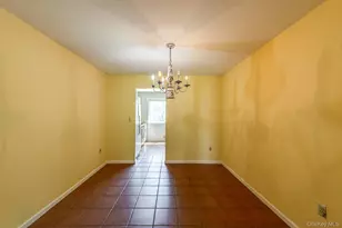 8 Knightsbridge, Poughkeepsie, NY 12603 - Photo 10
