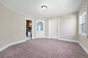 254 Lee Ave, Yonkers, NY 10705 - Photo 10