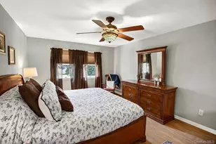 15 Hilltop Rd, Levittown, NY 11756 - Photo 26