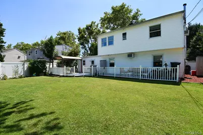 15 Hilltop Road, Levittown, NY 11756 - Photo 44