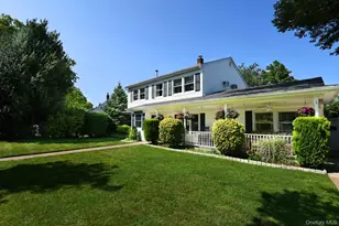 15 Hilltop Rd, Levittown, NY 11756 - Photo 2
