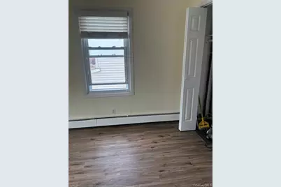 283 Houston Avenue #2nd floor, Mineola, NY 11501 - Photo 10