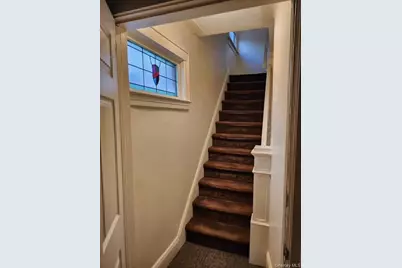 283 Houston Avenue #2nd floor, Mineola, NY 11501 - Photo 4