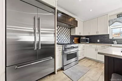 15755 23rd Avenue, Whitestone, NY 11357 - Photo 18