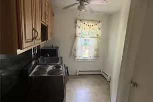 15 Ingersoll St, Huntington Station, NY 11746 - Photo 12