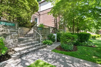 9 Sentry Place #TR, Scarsdale, NY 10583 - Photo 1