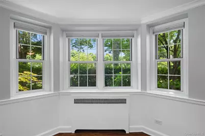 9 Sentry Place #TR, Scarsdale, NY 10583 - Photo 8