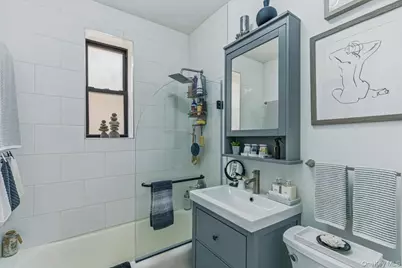 8374 Talbot Street #4D, Kew Gardens, NY 11415 - Photo 8