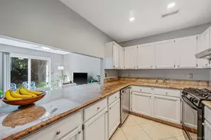 908 Sara Cir, Port Jefferson Station, NY 11776 - Photo 6