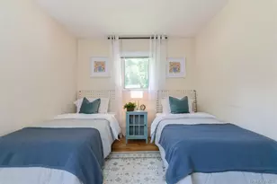42 Summit Dr, Smithtown, NY 11787 - Photo 26