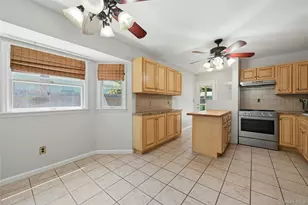10 Twin Pine Ln, Center Moriches, NY 11934 - Photo 12