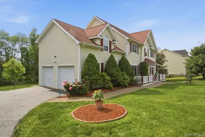 33 Gabriels Path, Poughquag, NY 12570 - Photo 2