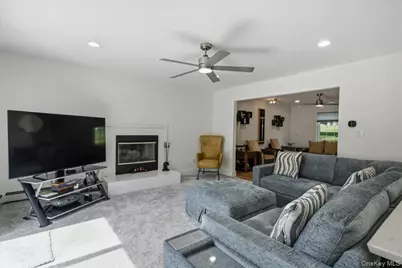 33 Gabriels Path, Poughquag, NY 12570 - Photo 8