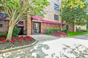 29-09 137th St, Flushing, NY 11354 - Photo 14