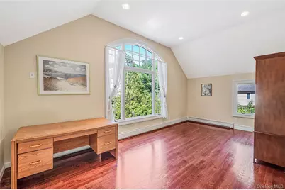 589 Landing Avenue, Smithtown, NY 11787 - Photo 28