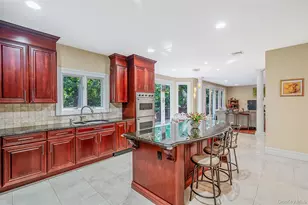 589 Landing Ave, Smithtown, NY 11787 - Photo 12