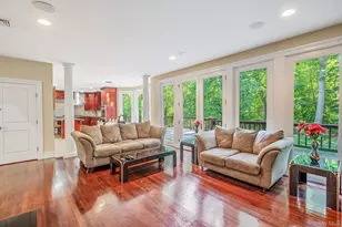 589 Landing Ave, Smithtown, NY 11787 - Photo 16