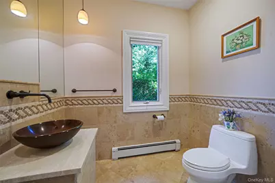 589 Landing Avenue, Smithtown, NY 11787 - Photo 18
