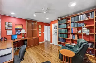 173 Meadbrook Rd, Garden City, NY 11530 - Photo 18